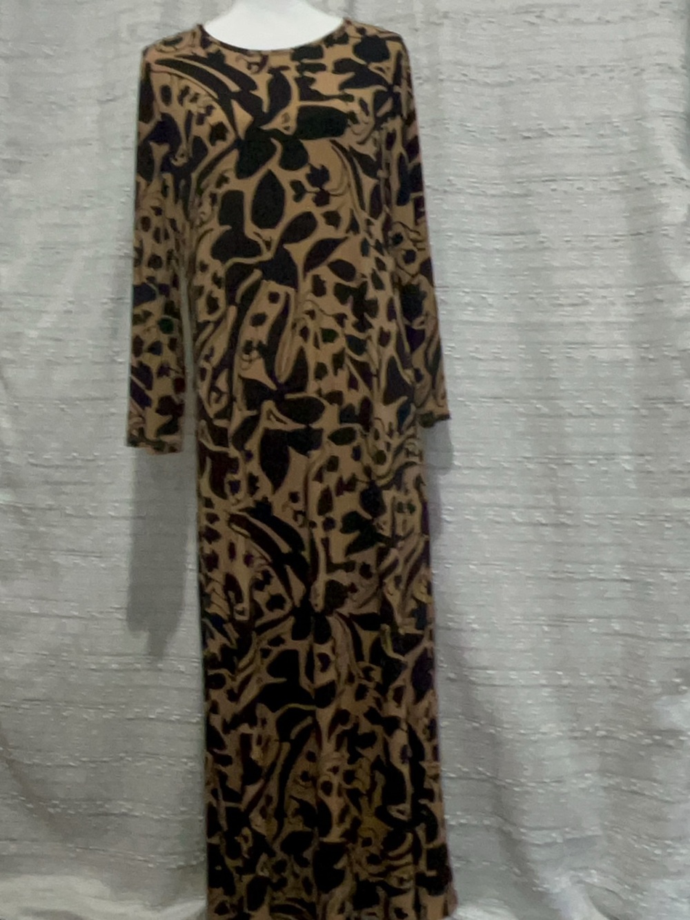 Chico's Tan and Black Botanical-Print Long Sleeve Maxi Dress